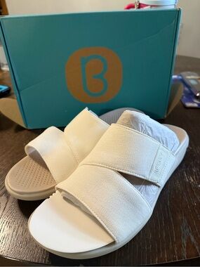 Bzees Cream Wide-Strap Slip-On Sandals